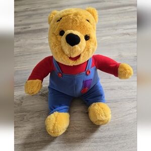 Vintage 1997 Mattel Disney Hug-N-Wiggle Giggle Winnie The Pooh Talking plush 12"